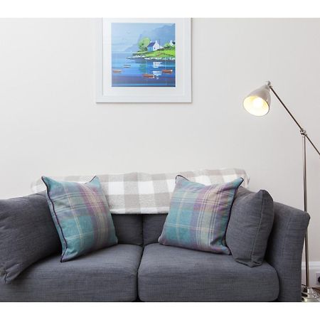 Pass The Keys Spacious 2-Br Flat For 4 In Morningside エディンバラ エクステリア 写真